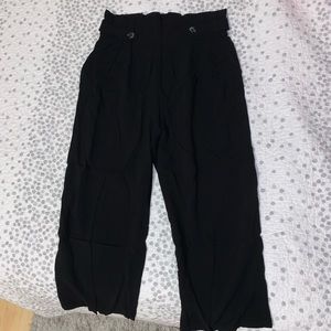 wide leg capri length pants